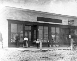 Store front - Point Lookout Glass Negative