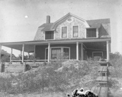 House - Point Lookout Glass Negative
