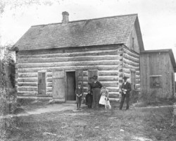 Log cabin - Point Lookout Glass Negative