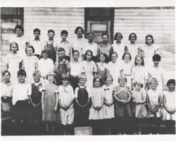 1931-32 Deford School Class 1931-32 Deford School Class