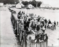 Circa 1900 Point Lookout Pier Circa 1900 Point Lookout Pier