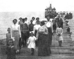 1909 Point Lookout Disembarkation 1909 Point Lookout Disembarkation