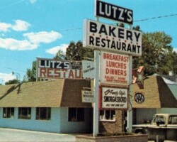 Lutz's Bakery & Restaurant (Date unknown) Lutz's Bakery & Restaurant (Date unknown)