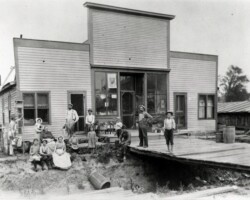 1901 Santiago Store 1901 Santiago Store